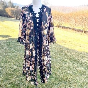 Self Esteem floral printed lace-trimmed kimono